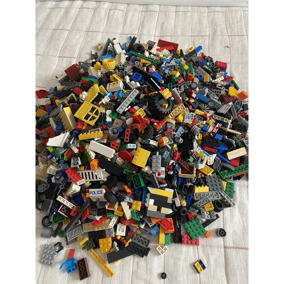 LEGOS Huge Lot Mixed UNSEARCHED 9.5+ lbs Bricks Plates Wheels MIni Figures Figs - Picture 2 of 16